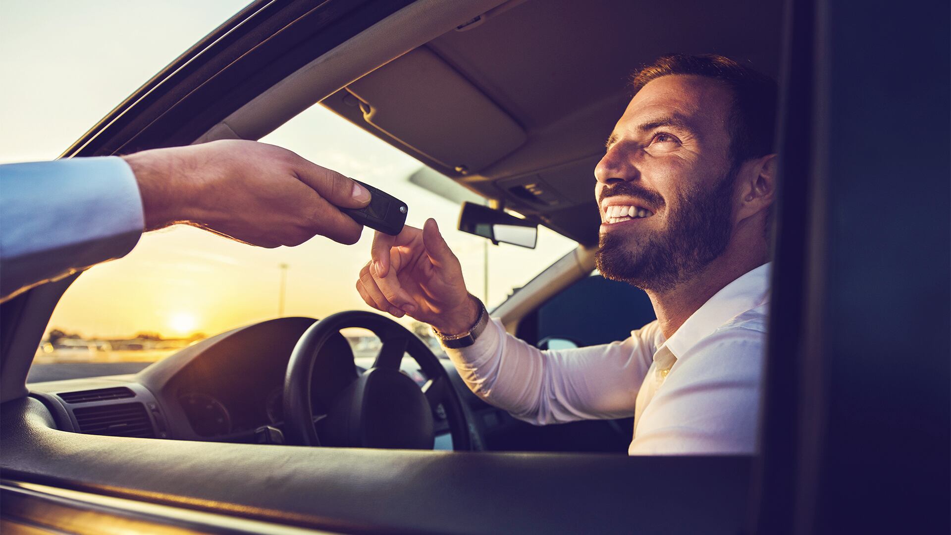 NO USAR, USO EXCLUSIVO MEJOR COLOMBIA, Especial Alquiler Vehículos, Intro