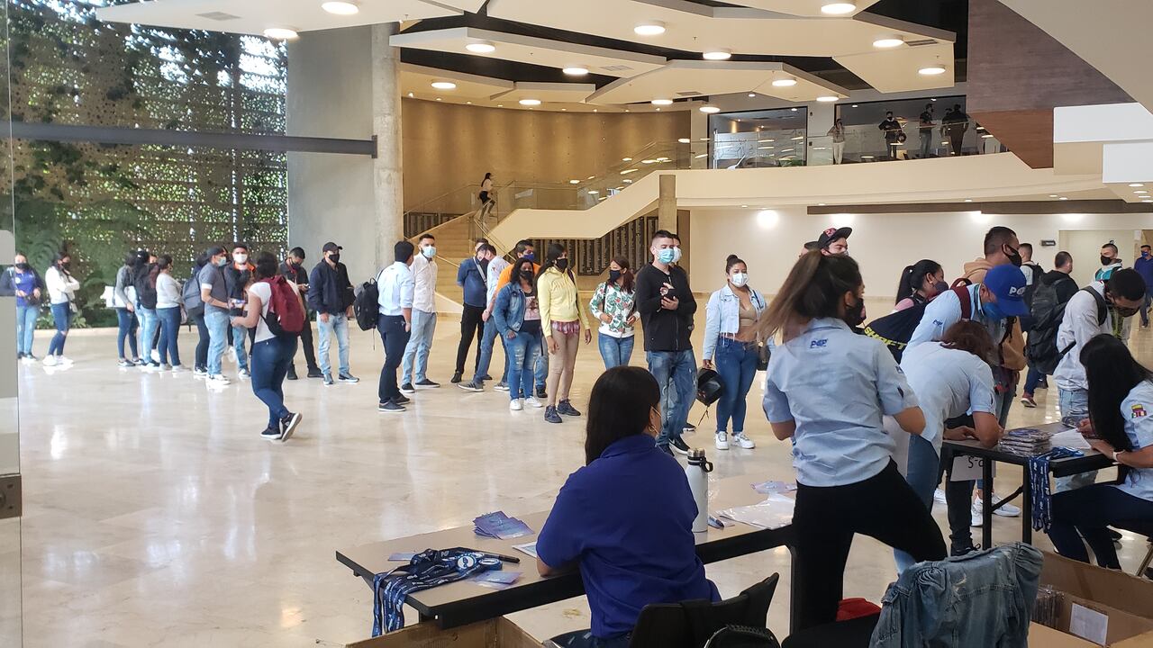 En un recinto ferial de la capital de Risaralda se llevó a cabo la convocatoria para el nuevo personal de PCP.