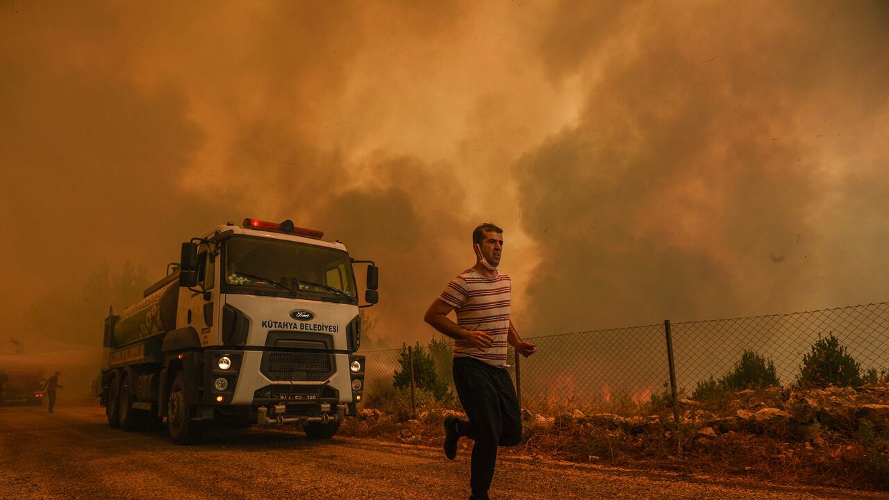 Incendios en Grecia y Turquía