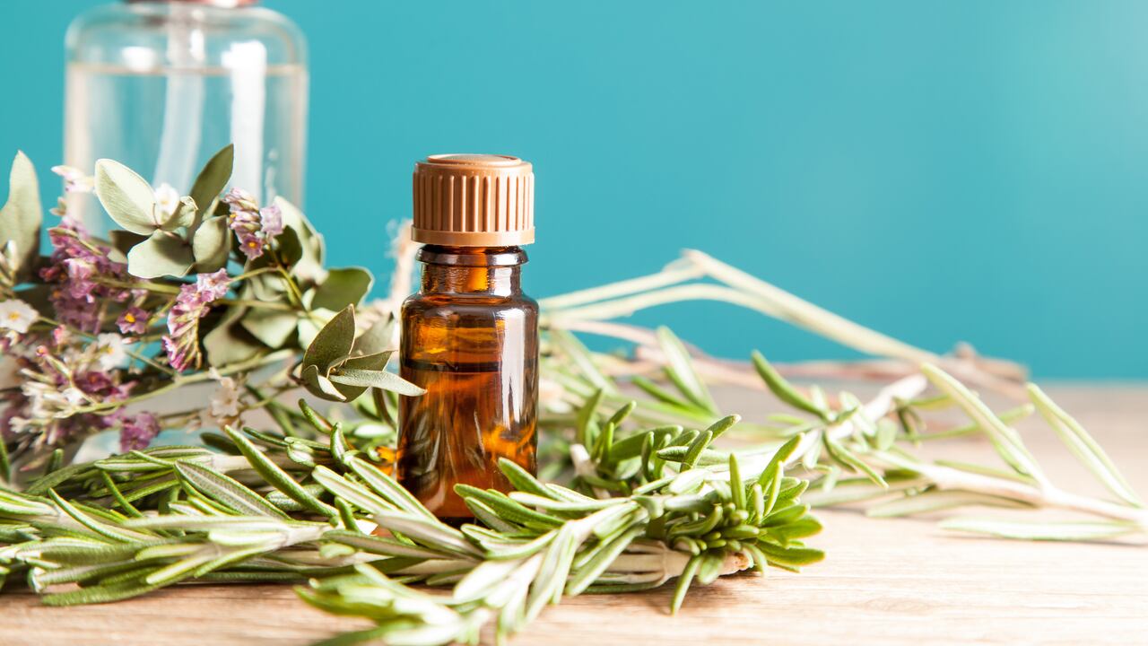 El romero puede ayudar al rápido crecimiento del cabello.