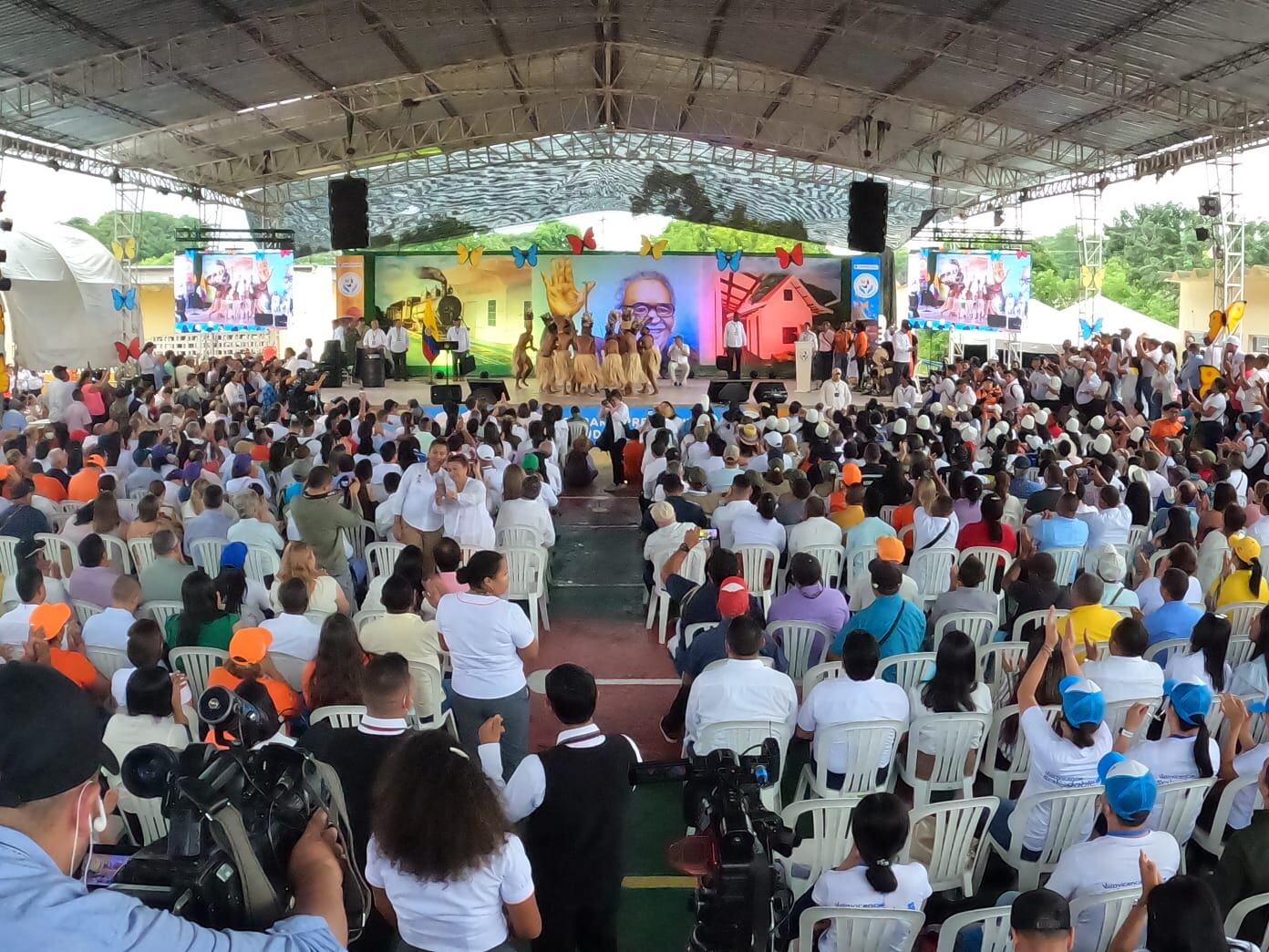 Ministra de Salud y Protección Social, Carolina Corcho en Aracataca, Magdalena.