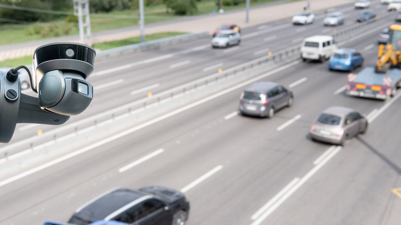 Los dispositivos buscan reducir el número de accidentes en Bogotá.