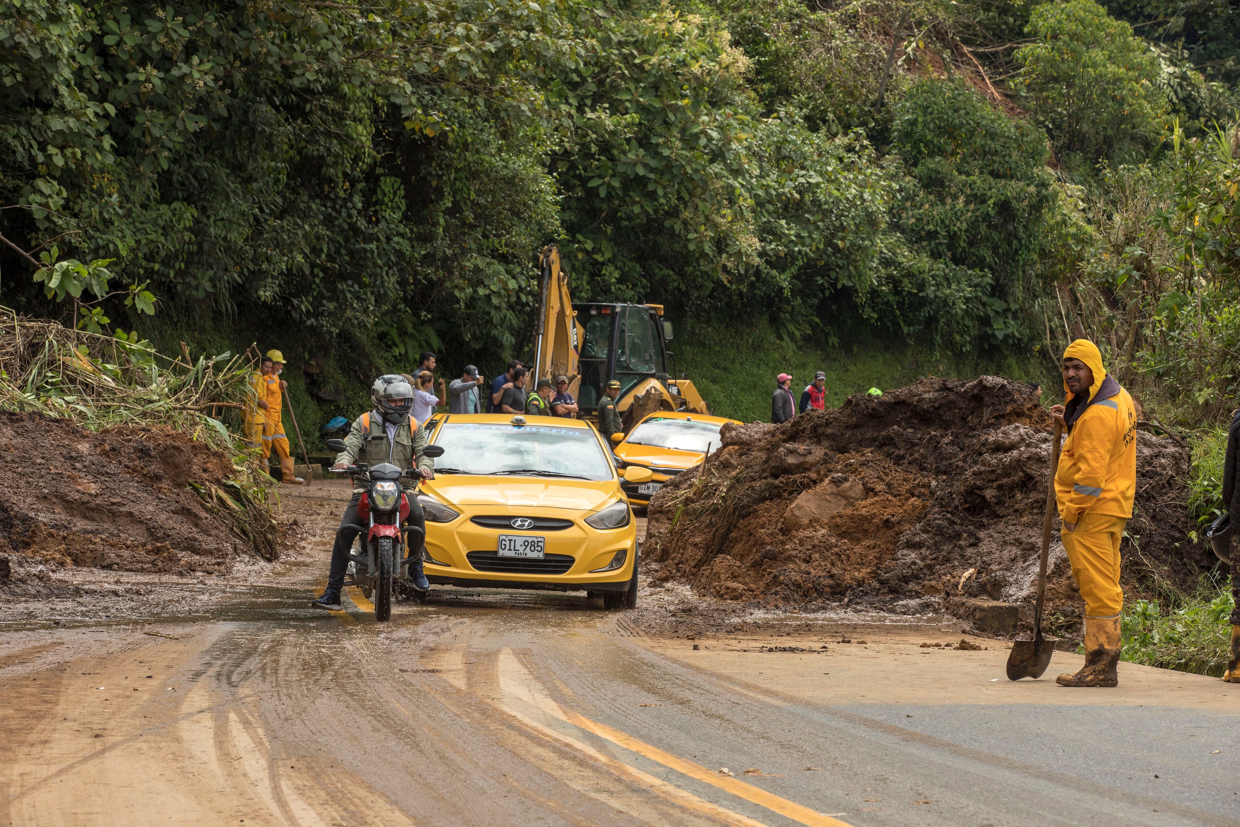 Juan Diego Alvira, derrumbe en la vía en Pasto-Nariño