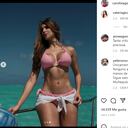 La joven publicó unas fotos muy sensuales en vestido de baño