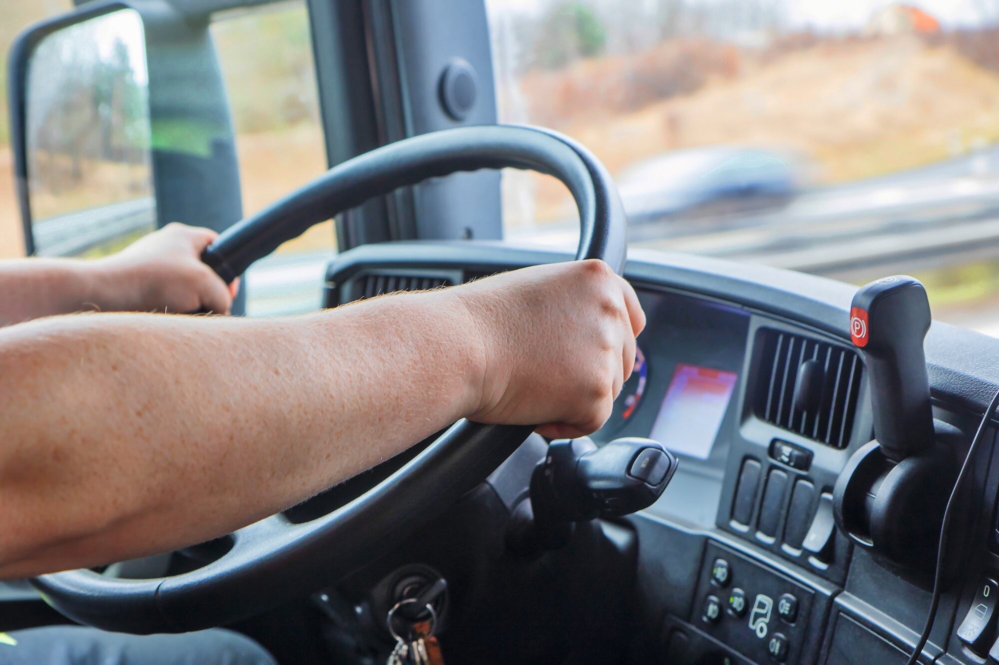 Las soluciones disponibles por Michelin Flotas Conectadas elevan los niveles de seguridad del camión, de la carga, reducen accidentes y costos operacionales.