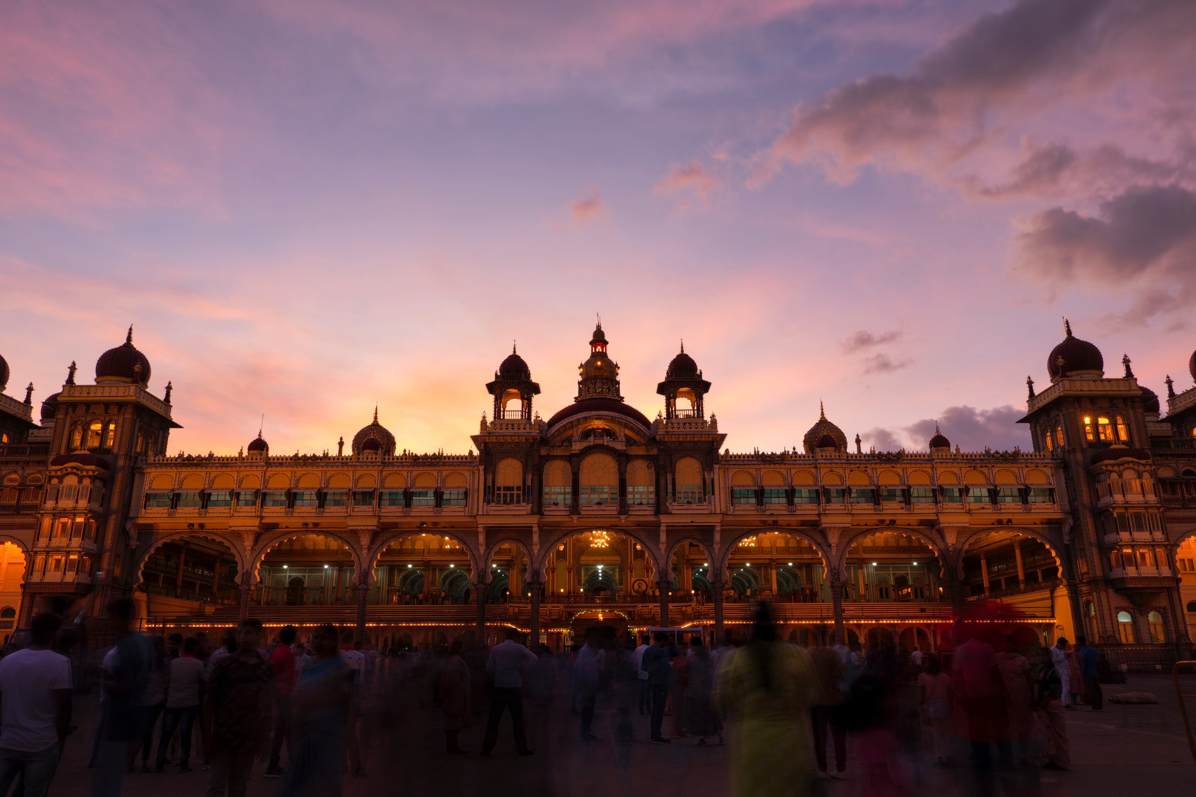 ¿Conoce alguno? Recorrido por los 10 palacios más bellos del mundo