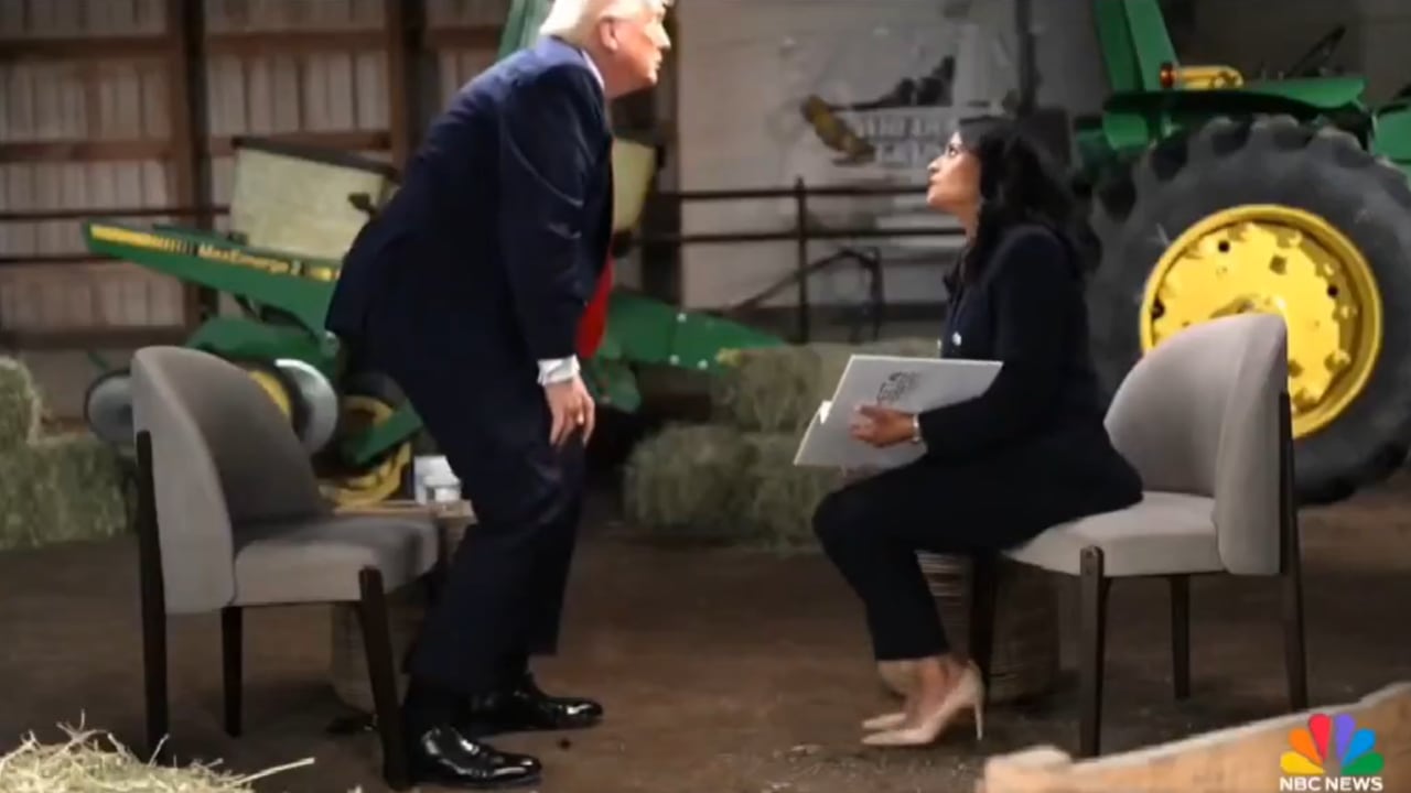 “Eres una cadena corrupta y unilateral”, dijo Donald Trump antes de levantarse y poner fin a la entrevista con NBC, en medio de preguntas sobre las elecciones de 2020 y el 6 de enero de 2021.