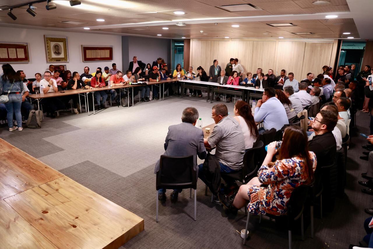 esa de concertación entre el gobierno y los transportadores. cuarto día.
5 septiembre 2024