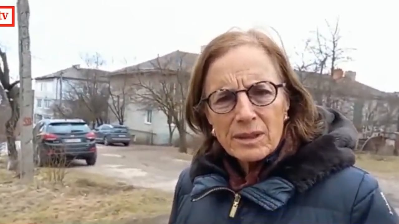 La corresponsal de SEMANA, Salud Hernández-Mora, viajó a Ucrania, donde la invasión rusa avanza con el pasar de los días. Los ucranianos, por su parte, se resisten frente al invasor.