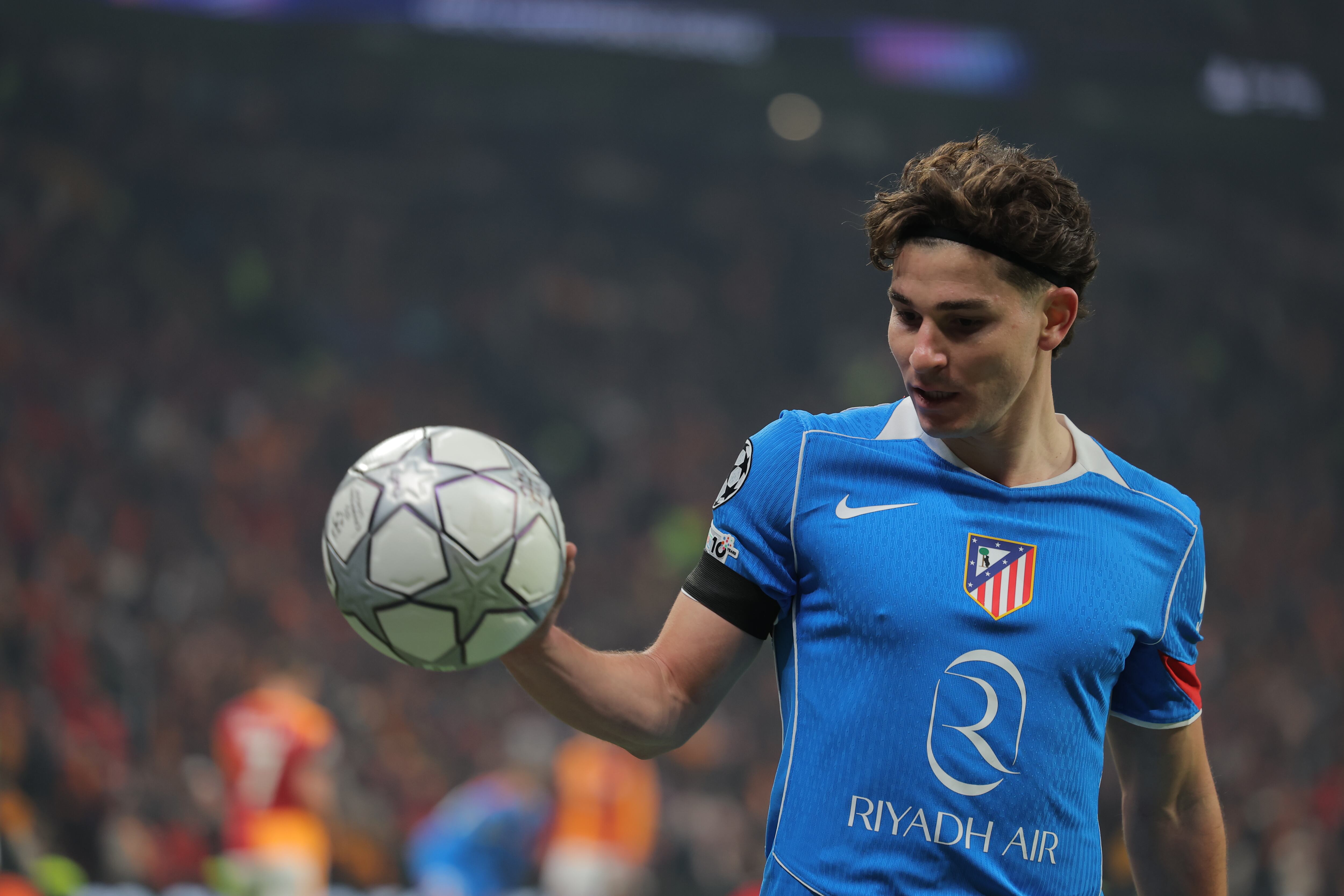 Julián Álvarez, deseo de Barcelona y Arsenal para ser fichado