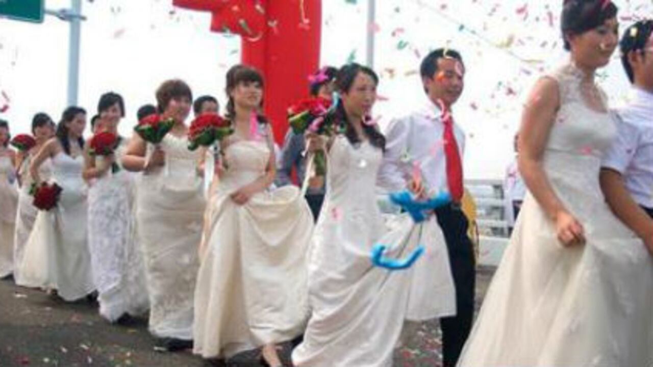 Las chinas mayores de 28 años son presionadas cuando se mantienen solteras.