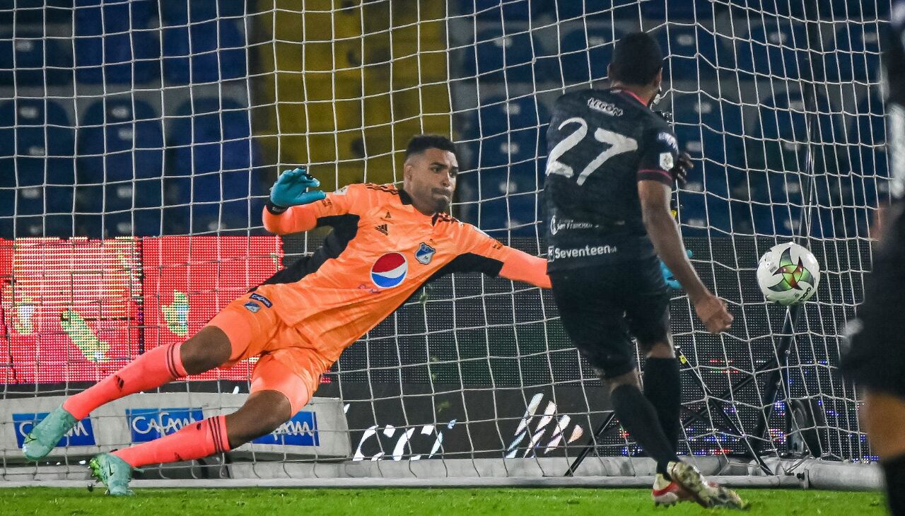 El golero es la valla menos vencida del campeonato con tres goles encajados en diez jornadas.