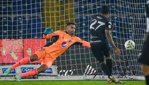 El golero es la valla menos vencida del campeonato con tres goles encajados en diez jornadas.