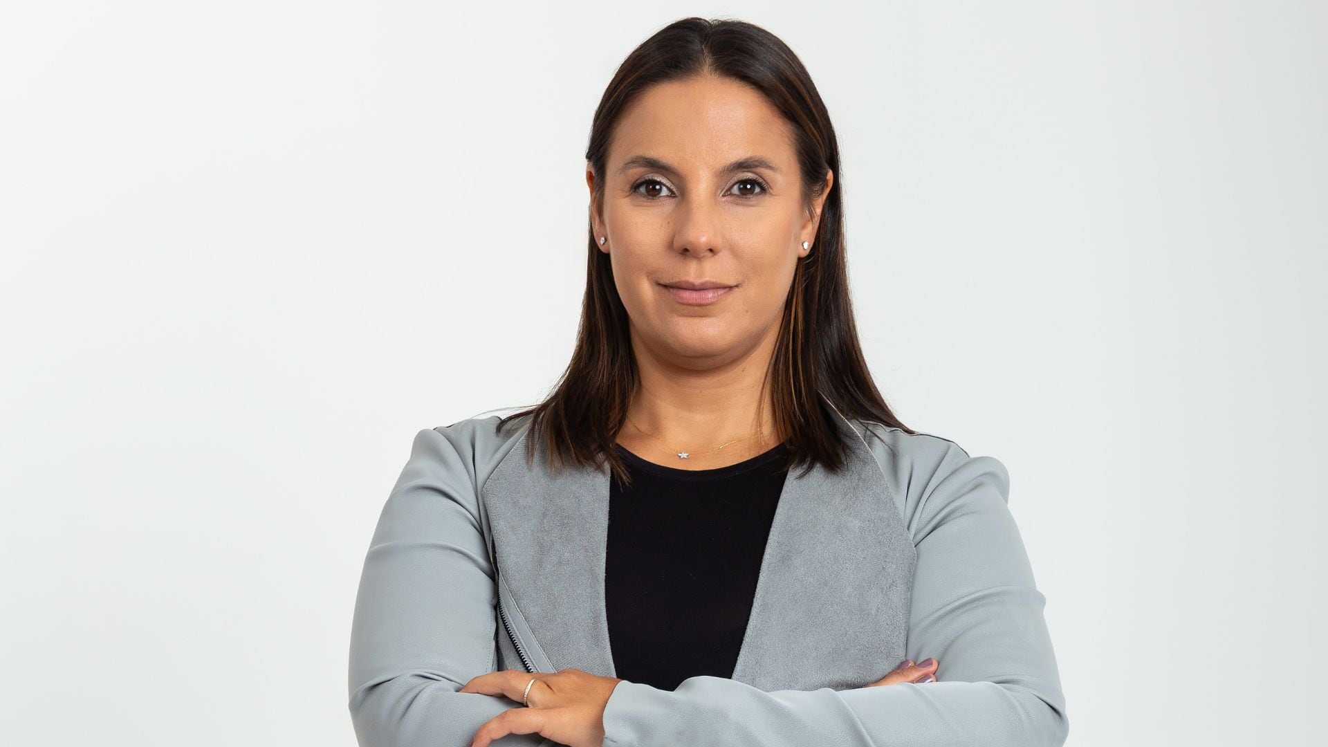 Uno de los mayores desafíos que enfrentamos hoy es la desinformación. En Colombia, México y otros países de la región, la ciudadanía señala la desinformación como una de las mayores amenazas para la calidad del debate público y los procesos electorales.