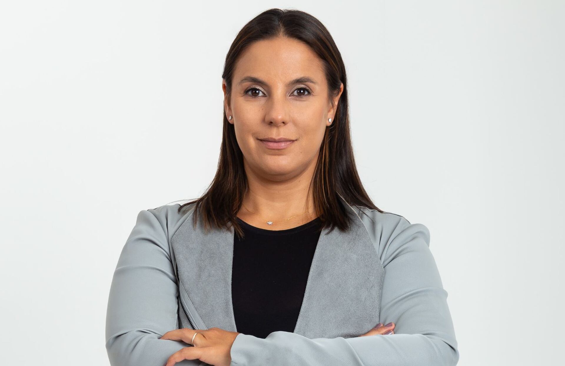 Uno de los mayores desafíos que enfrentamos hoy es la desinformación. En Colombia, México y otros países de la región, la ciudadanía señala la desinformación como una de las mayores amenazas para la calidad del debate público y los procesos electorales.