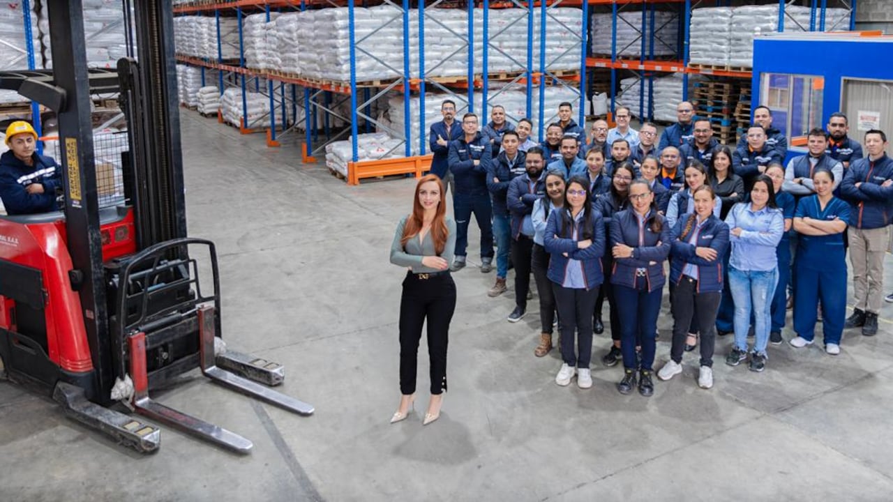 El equipo de Alianza Logística en el Centro de Distribución Logística, CEDI.