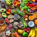 Una alimentación sana y equilibrada es indispensable para tener el peso corporal adecuado y mantener los niveles de azúcar adecuados en la sangre.