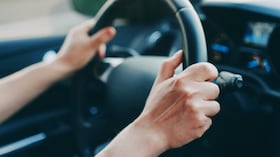 A partir del primer de agosto, Louisiana implementará dos nuevas leyes enfocadas en reducir accidentes viales y mejorar la fluidez del tráfico.