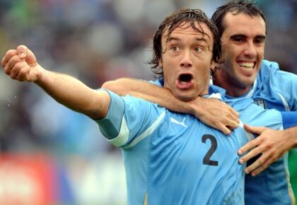 Diego Lugano criticó a la Selección Argentina.