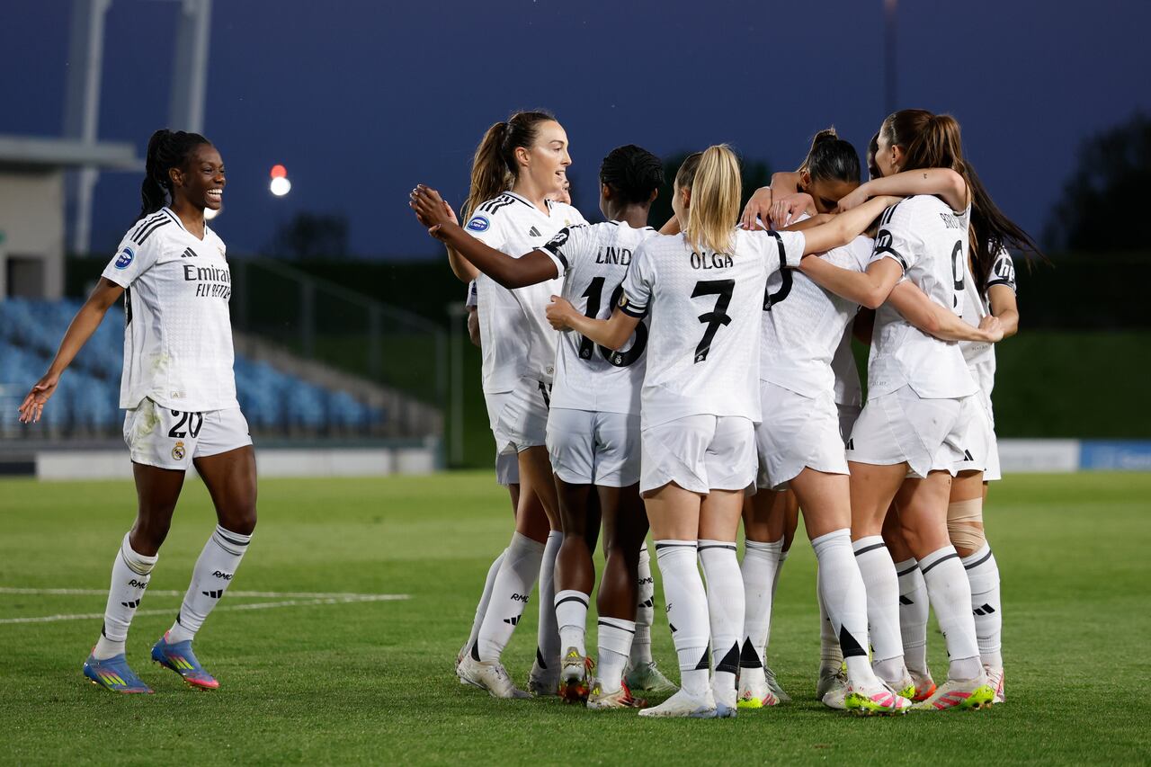 Real Madrid Femenino golea y no le pierde la vista a Barcelona en la tabla.
