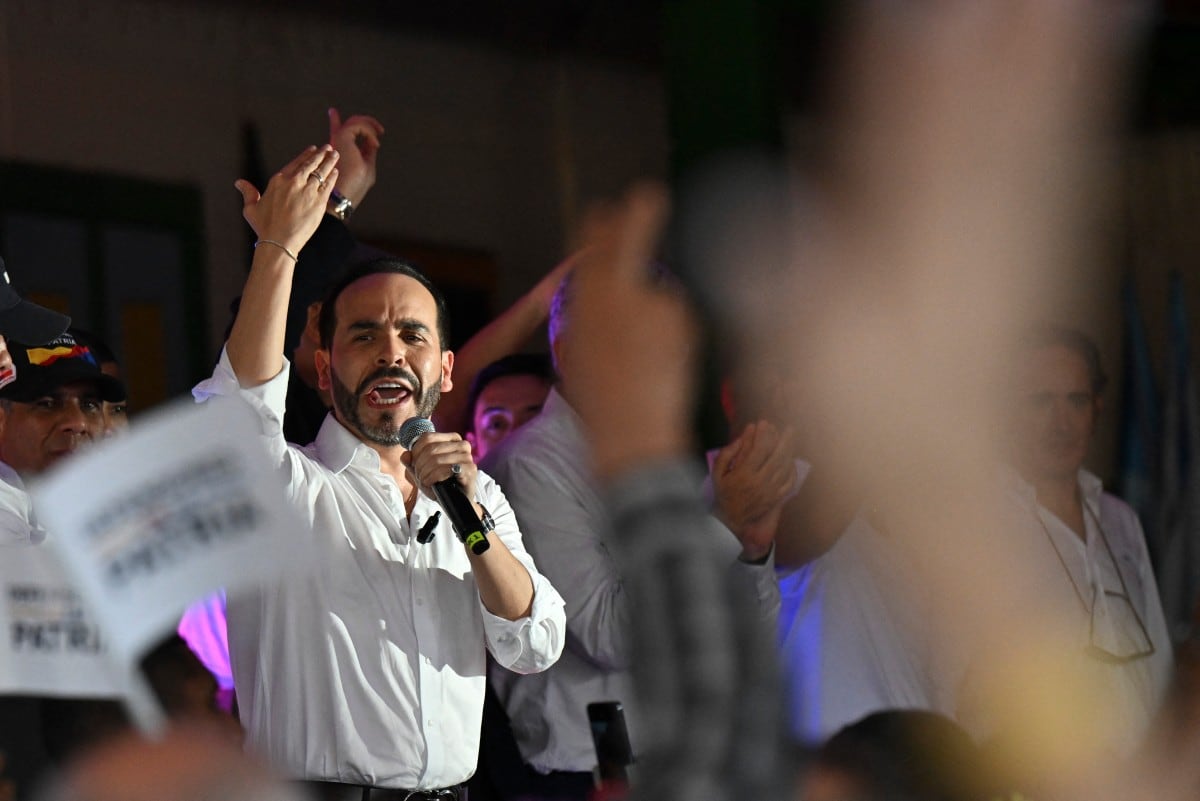 El candidato presidencial de derecha Abelardo de la Espriella pronuncia un discurso durante un mitin de campaña en Cali, Colombia, el 10 de septiembre de 2025