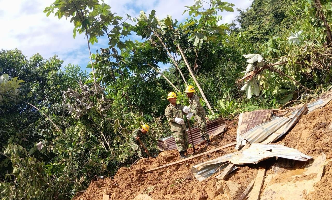 Labores de rescate en Chocó