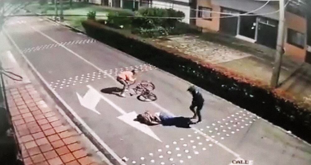     Los hurtos a personas, a automotores, a motocicletas, no solo subieron en el primer semestre de 2023, sino que son las cifras más altas reportadas en Bogotá en los últimos 13 años. 