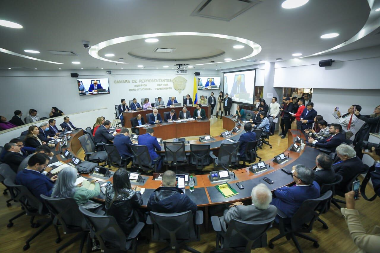 El Ministerio de Salud y Protección Social ha anunciado la creación de una 'Mesa Técnica' junto al Ministerio del Interior, con la intención de abordar y discutir la reforma a la salud presentada recientemente ante el Congreso.