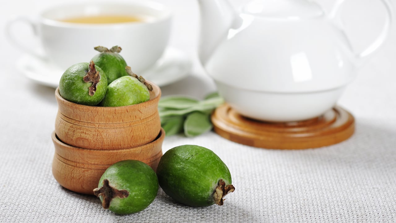 El té de guayaba es beneficioso para el intestino.