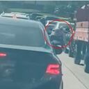 El atentado quedó registrado en video.