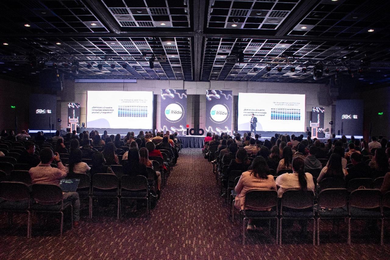 En el IAB Day 2025 se abordarán temáticas como influencer marketing, inteligencia artificial, sostenibilidad, data, retail media, publicidad programática avanzada, métricas, marketing omnicanal, marketing mix modeling y atribución, CTV, DOOH y comportamiento del consumidor.