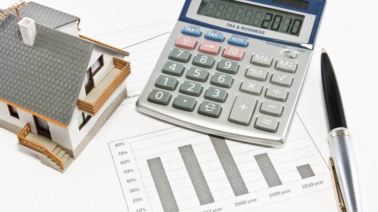 Intentar reducir los "gastos hormiga" es otra recomendación.