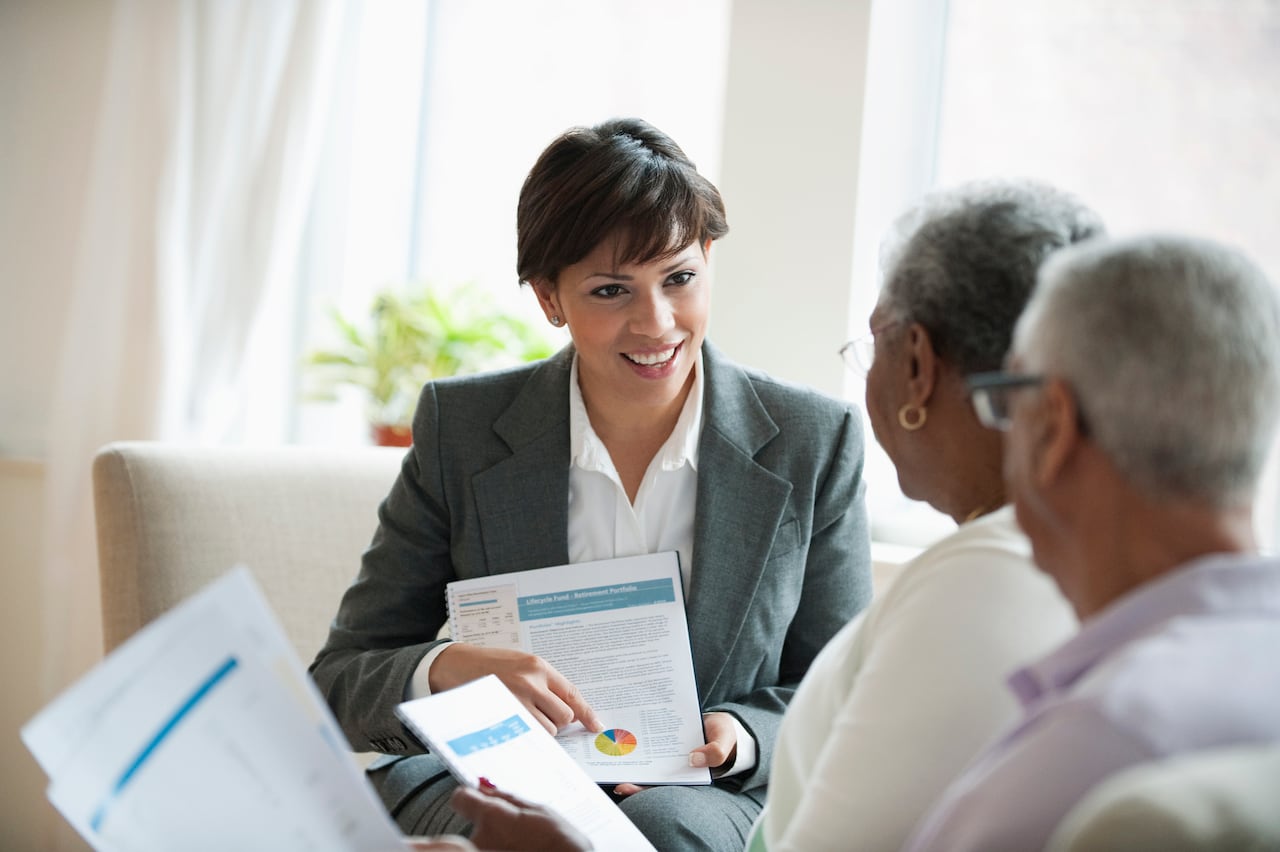Los auxiliares contables en Colombia, con experiencia y certificaciones adicionales, pueden aprovechar mejores oportunidades salariales en un mercado laboral competitivo este año.