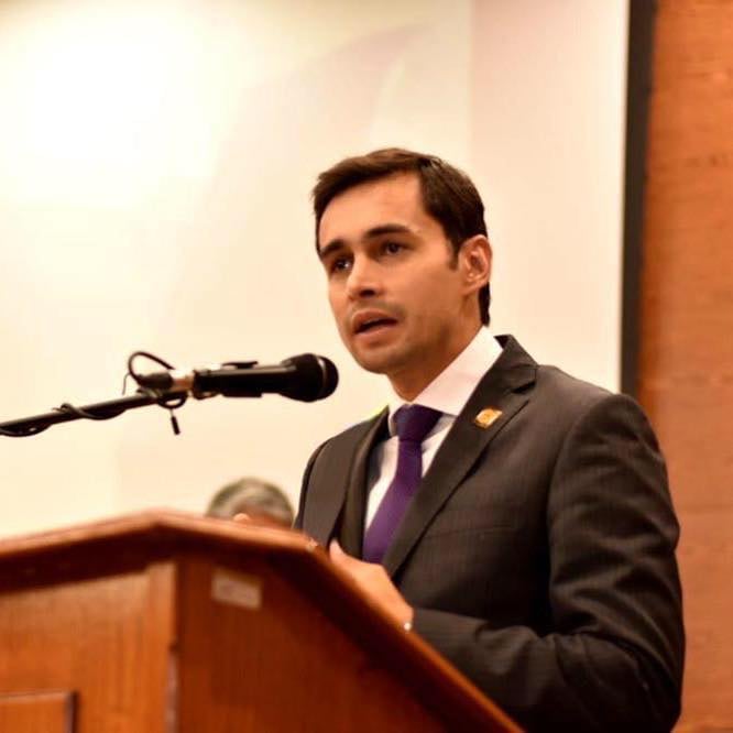 El representante a la Cámara por el Centro Democrático José Jaime Uscátegui lidera la moción de censura contra Iván Velásquez.