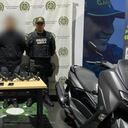 Capturados dos integrantes de la UNP por presunta extorsión en Medellín.