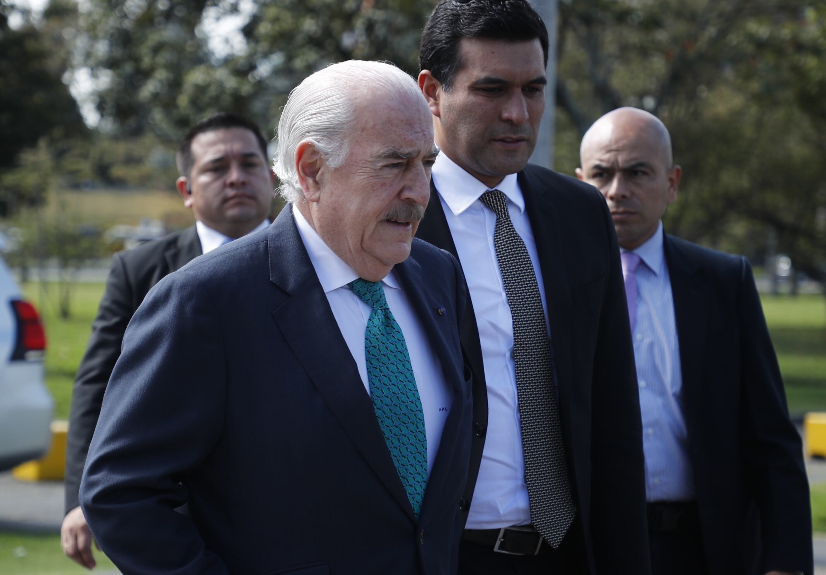 Expresidente Andrés Pastrana 
En la fiscalía