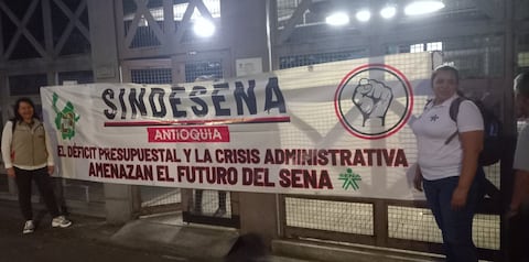 Sindesena entró en paro desde la madrugada de este martes