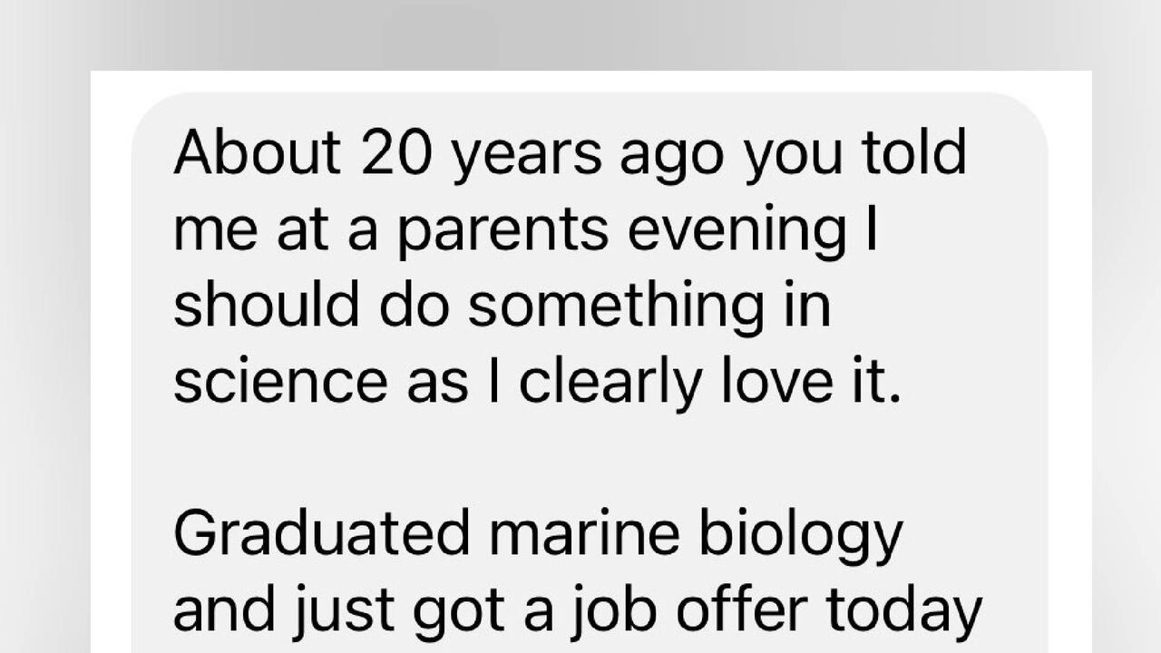 El profesor dice que estalló de orgullo.