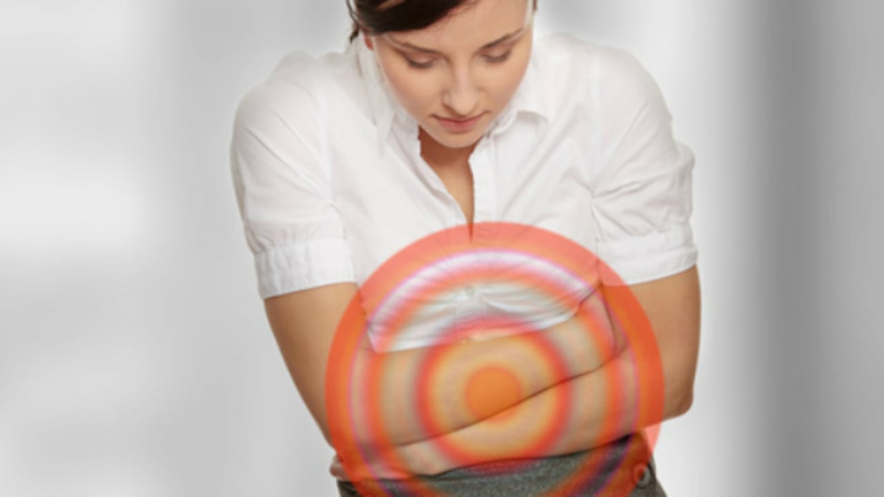 La gastritis se puede generar por malos hábitos.