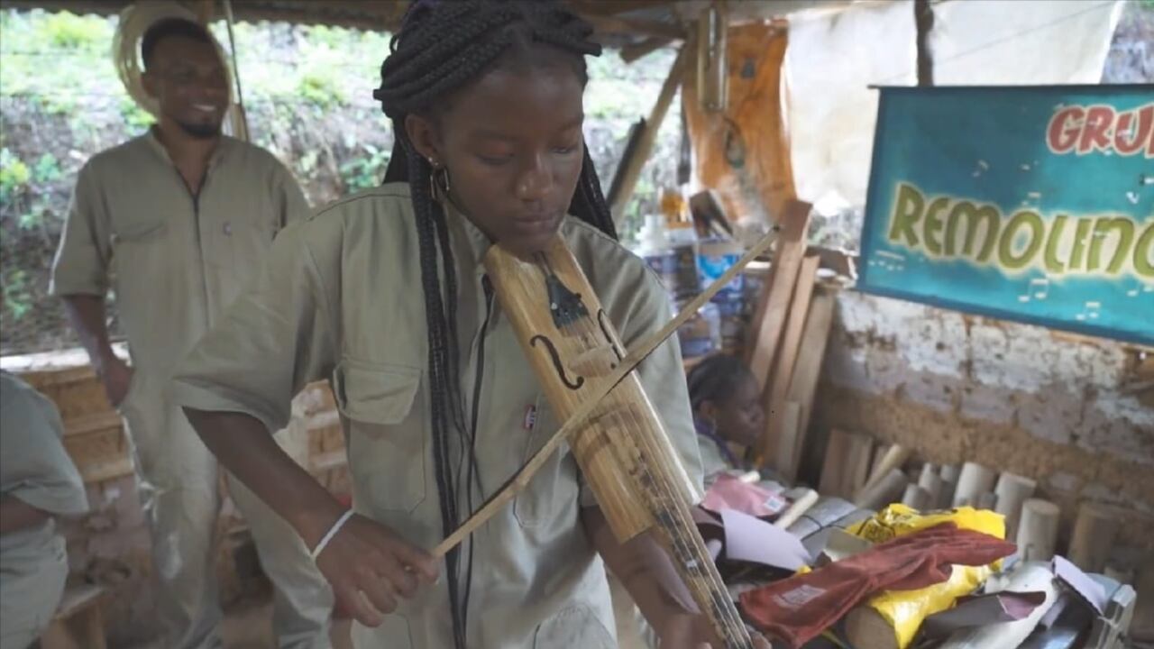 Los oficios tradicionales se constituyen en una opción de vida para jóvenes y comunidades del Pacífico colombiano