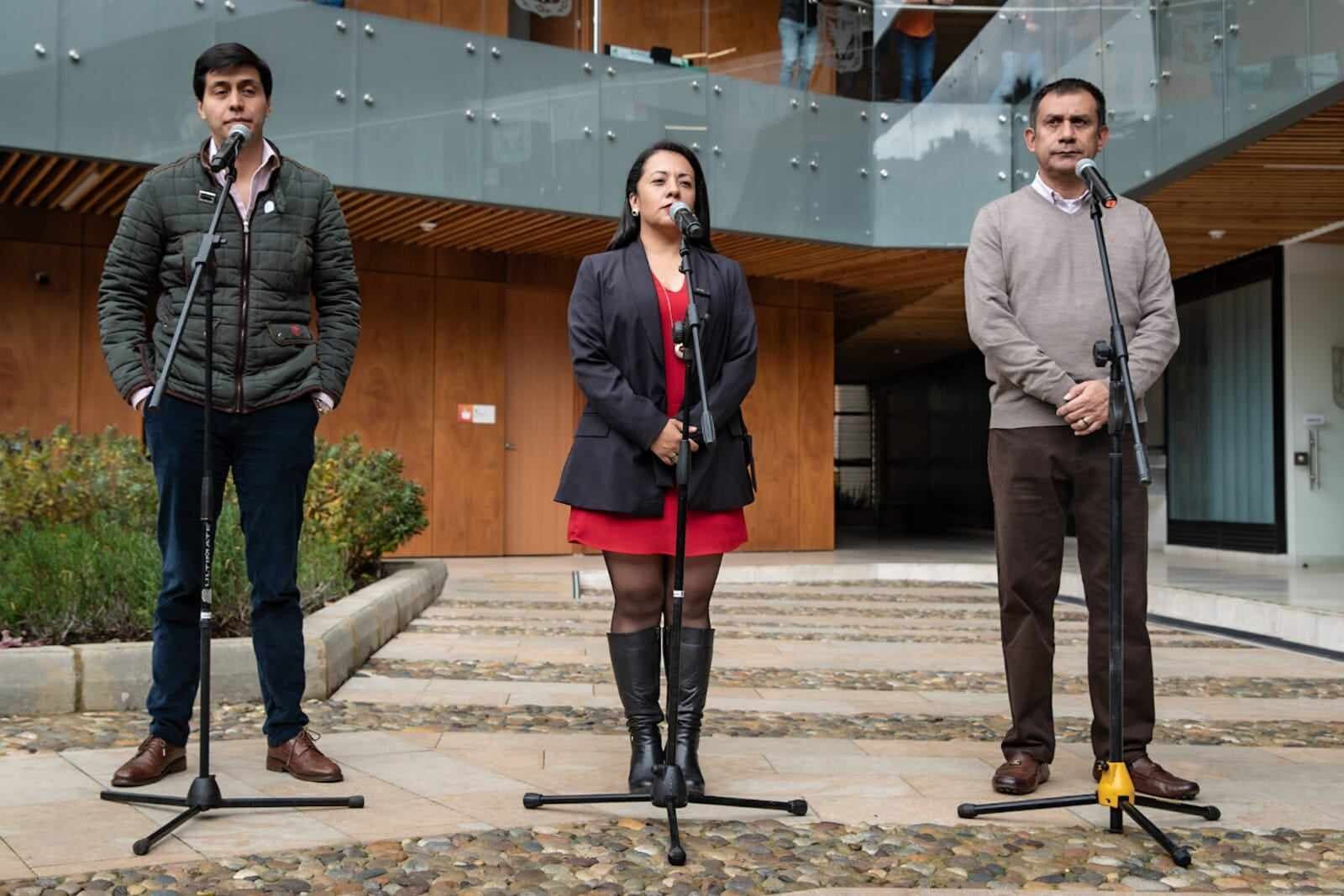 Secretario de Gobierno, José David Riveros; secretaria de Movilidad, Deyanira Ávila; y secretario de Seguridad, Óscar Gómez Heredia