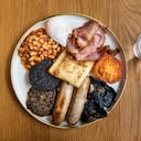 El desayuno en Escocia es considerado por thrillist como uno de los mejores