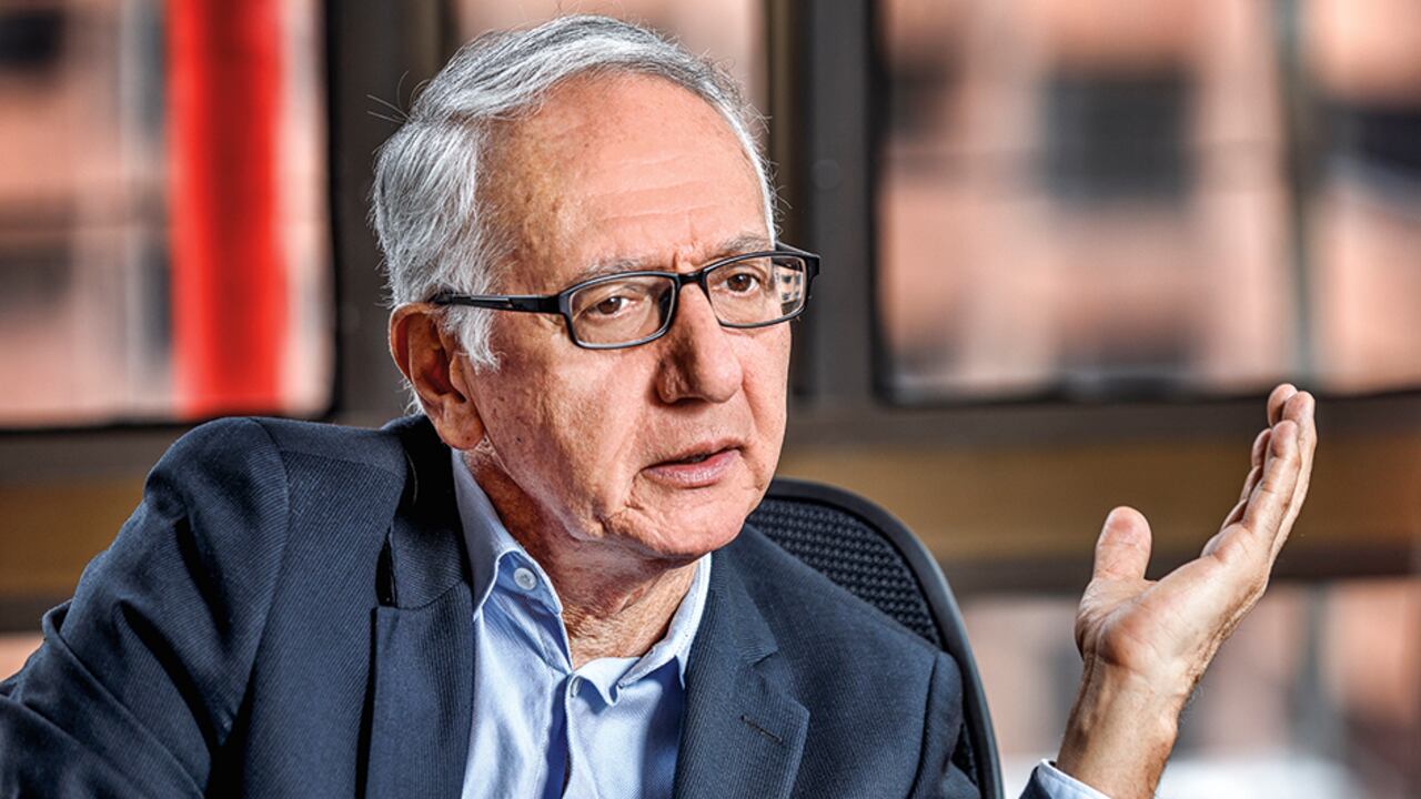 Guillermo Alfonso Jaramillo, ministro de Salud.