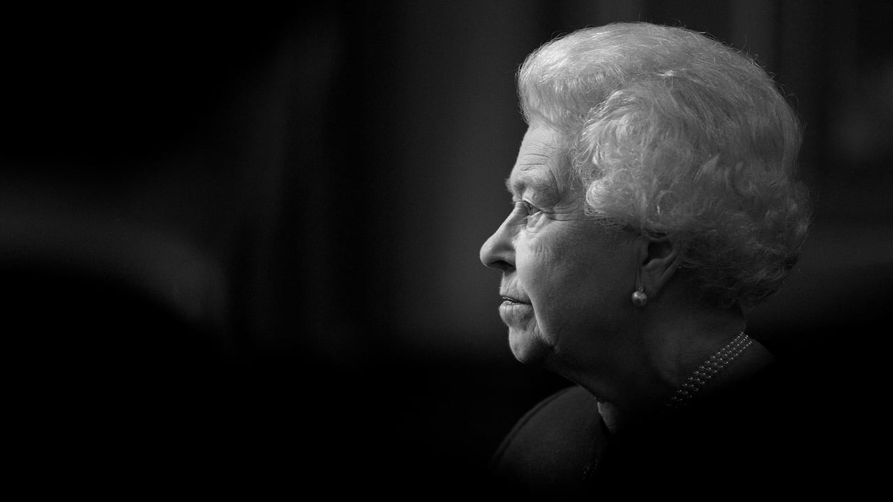 FILE PHOTO: Britain's Queen Elizabeth tours the Foreign and Commonwealth Office during a visit to mark her Diamond Jubilee, London, Britain, December 18, 2012. REUTERS/Alastair Grant/Pool via REUTERS/File Photo