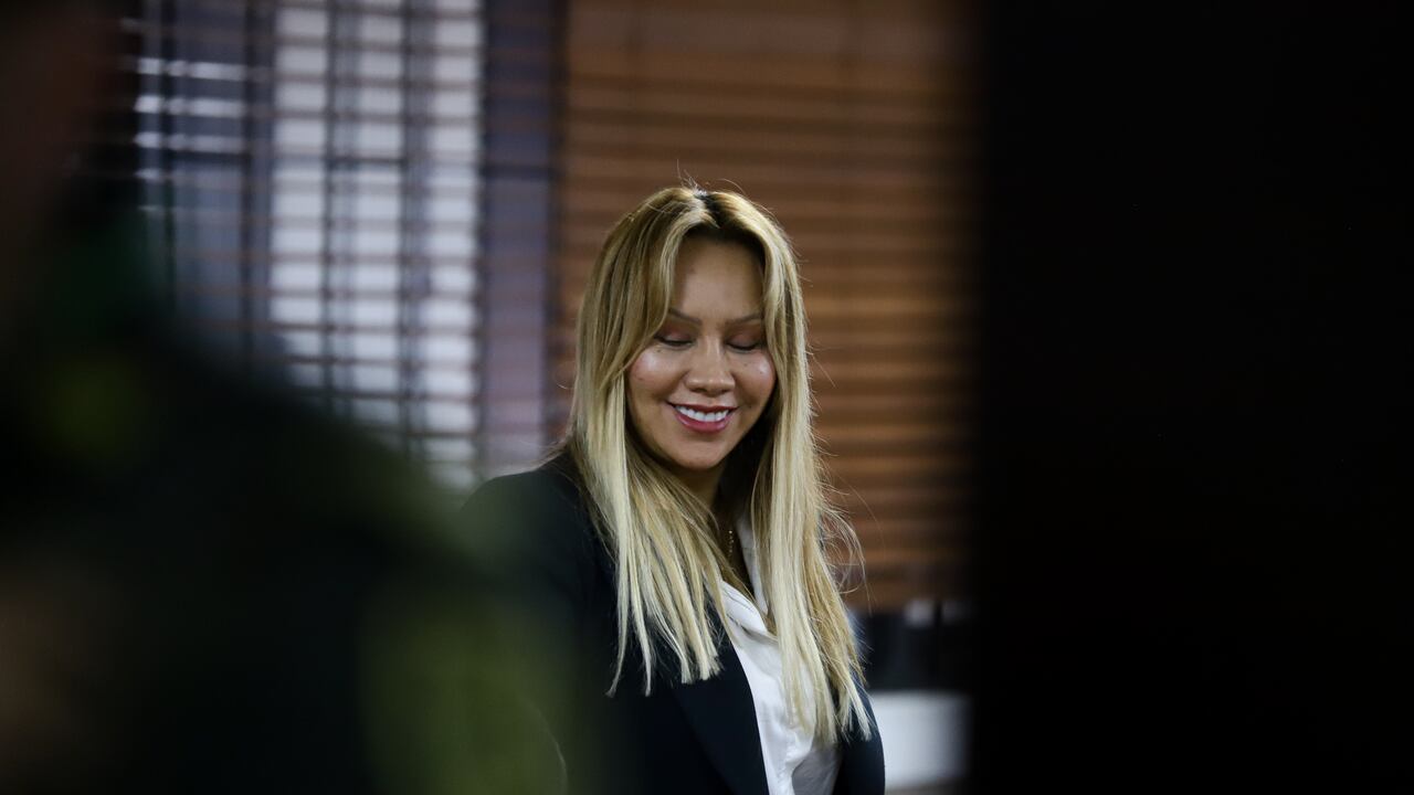 Bogotá. Noviembre 29 de 2024. Sandra Ortiz se presentó a la audiencia a la que fue citada en los juzgados de Paloquemao por su presunta participación en los casos de corrupcion de la UNGRD. (Colprensa - Lina Gasca)