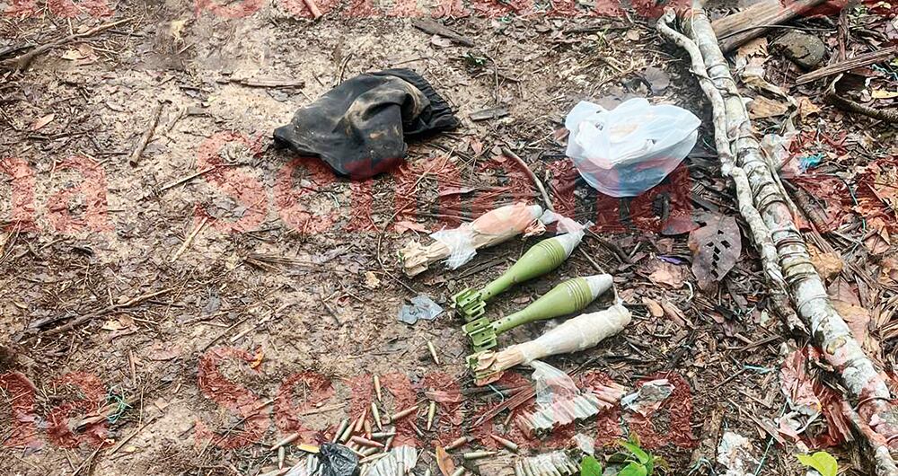 En el campamento, ubicado cerca a la zona del ataque, fueron encontradas granadas, municiones de fusil y prendas camufladas. Desde allí, al parecer, alias Miller dirigió el ataque contra los militares en la región de Guanapalo, en Guaviare.