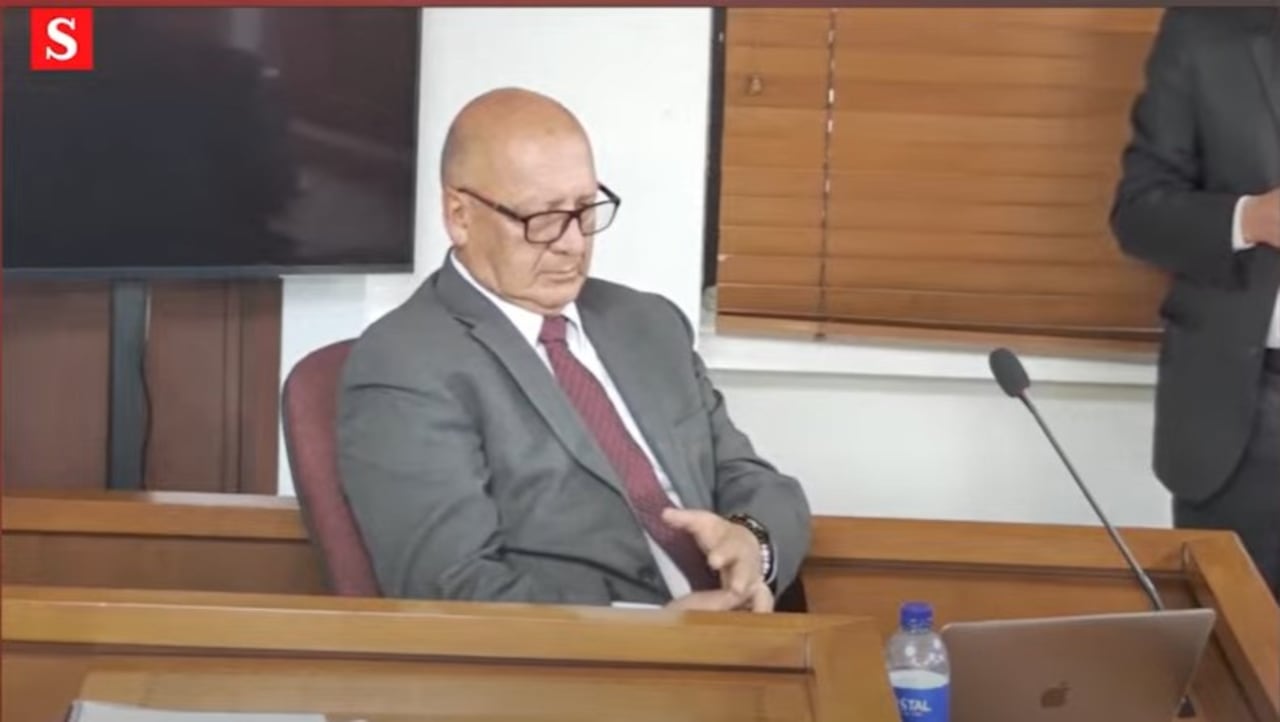 El abogado Héctor Romero fue el cuarto testigo de la Fiscalía General en el juicio contra el expresidente Álvaro Uribe Vélez.