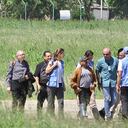 Liberación de Luis Manuel Díaz. Luis Manuel Diaz (C), father of Liverpool's forward Luis Diaz, descends from a helicopter after his liberation at the Alfonso Lopez airport in Valledupar, Colombia on November 9, 2023. The ELN guerrilla, in peace negotiations with the Colombian government, released this Thursday the father of the Liverpool football player Luis Diaz, kidnapped since October 28 in a border area with Venezuela, according to images broadcasted by local media. (Photo by STRINGER / AFP)