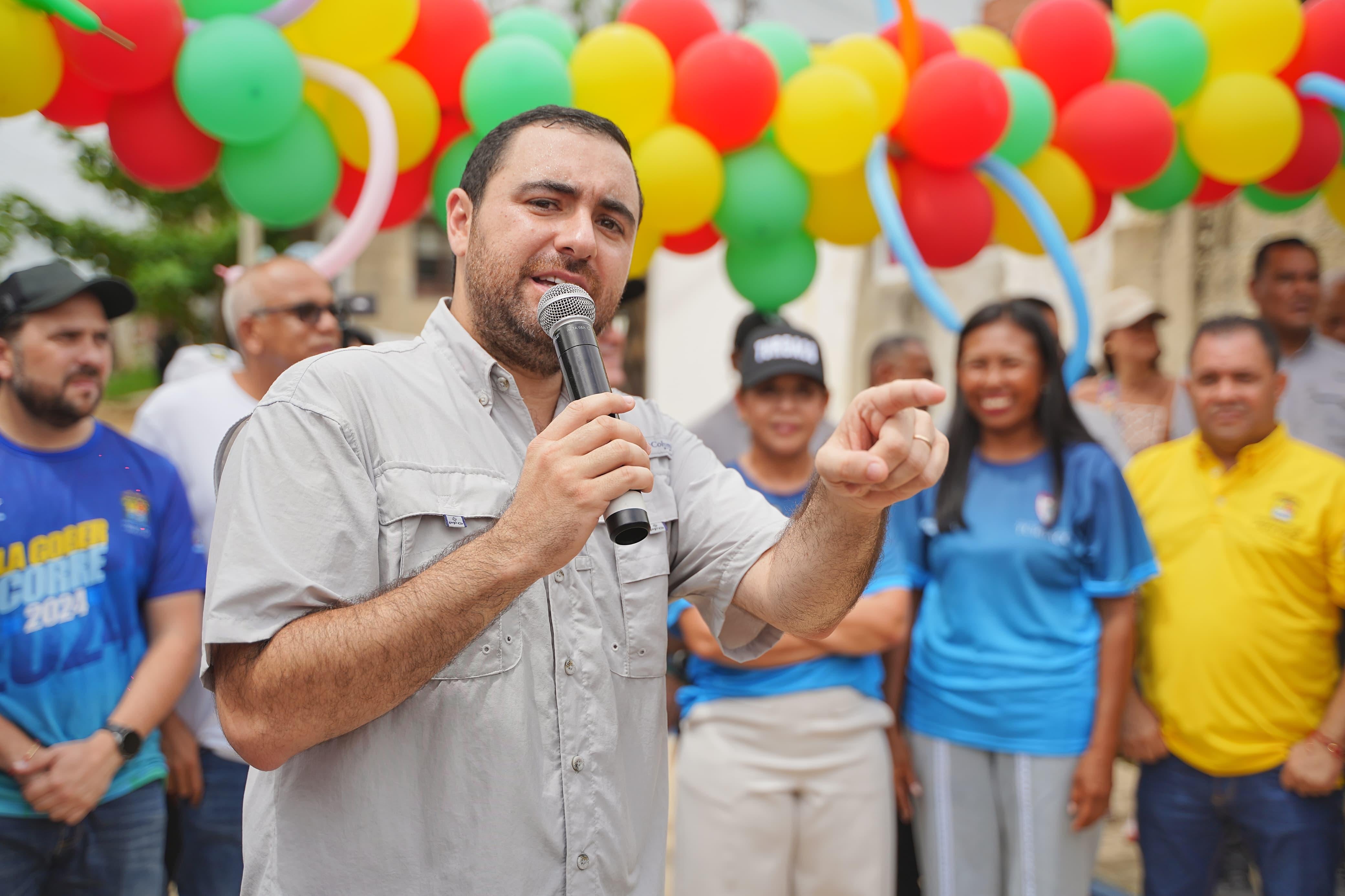 Yamil Arana, gobernador de Bolívar.
