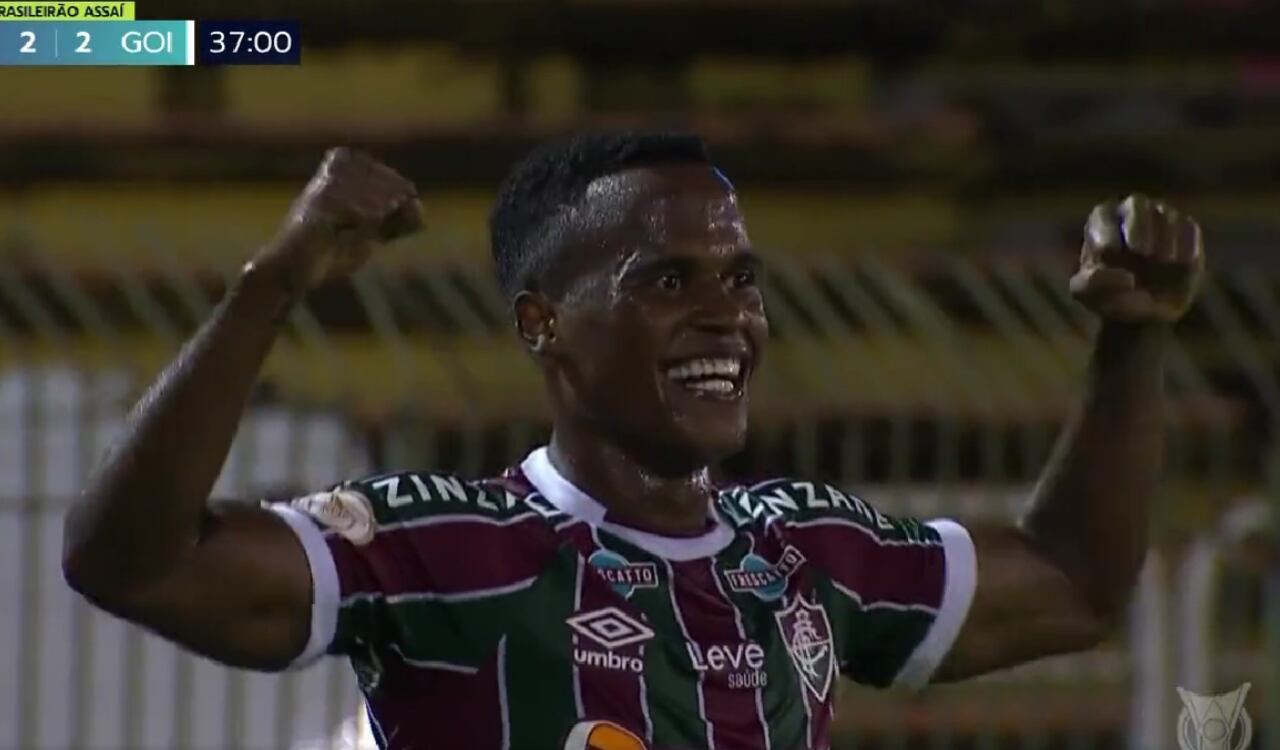 Jhon Arias celebró ante Goiás en el Brasileirao